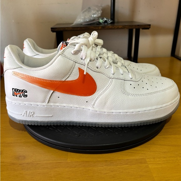 KITH Nike Air Force 1 White with Orange AND Blue Swoosh men’s. - Picture 3 of 16